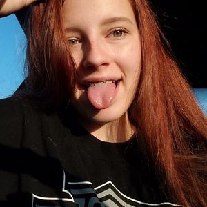 Meet your Posher, Caitlyn